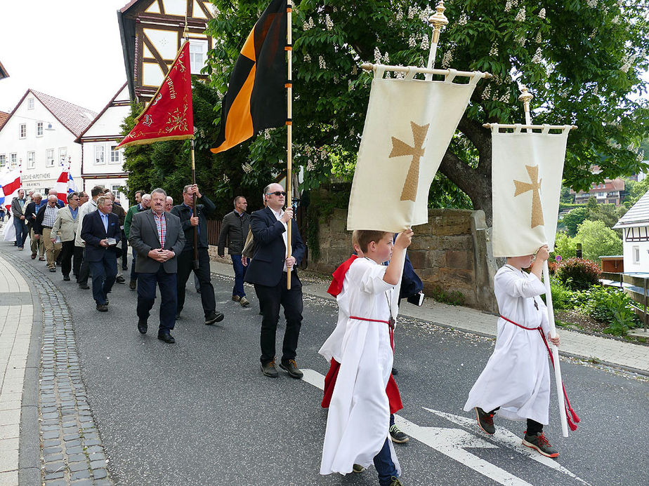 Bittprozession an Christi Himmelfahrt (Foto: Karl-Franz Thiede)